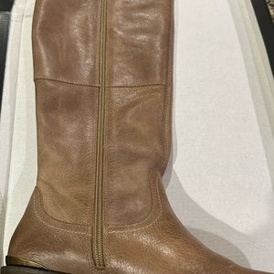 Very volatile Sheeley stone 6.5 never worn